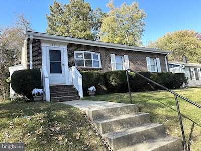 12216 Valleywood Dr Silver Spring, MD 20902