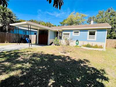 3215 32nd Ave N St. Petersburg, FL 33713