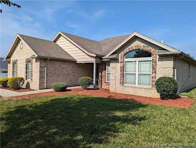1114 Frontier Trl Greenville, IN 47124