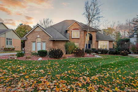 11108 Sandalwood Dr Plymouth Twp, MI 48170