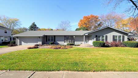 709 Citation Dr Naperville, IL 60540