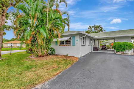 401 Bluebird Lane Delray Beach, FL 33445