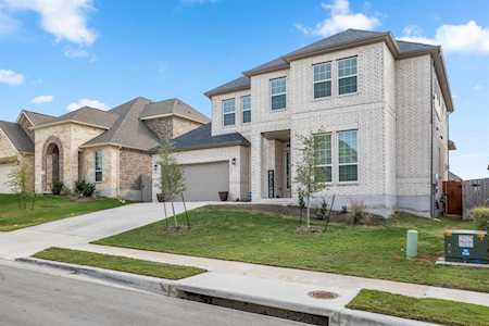 250 Ashleaf DR Buda, TX 78610