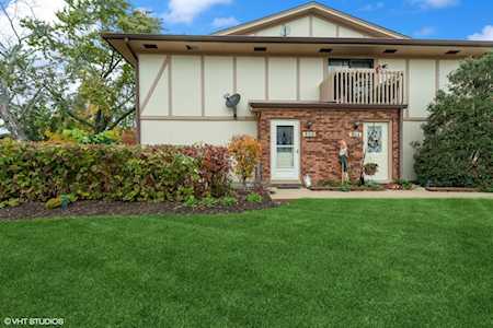 806 Dracut Ln Schaumburg, IL 60173
