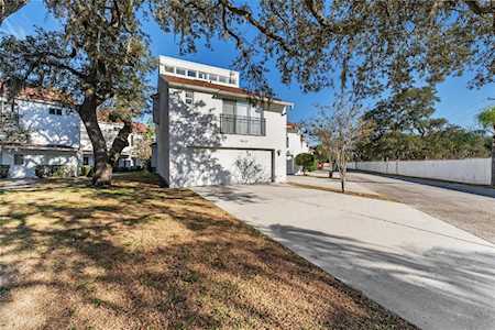9515 Orange Valley Ct #9515 Tampa, FL 33618