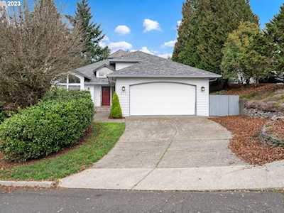 912 NW 115th CIR Vancouver, WA 98685