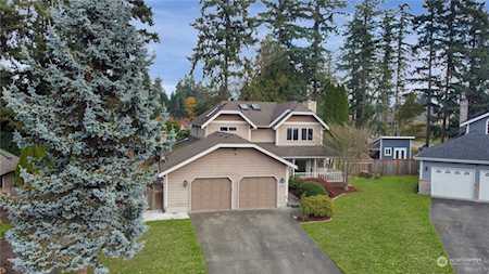 2308 38th Ave SE Puyallup, WA 98374