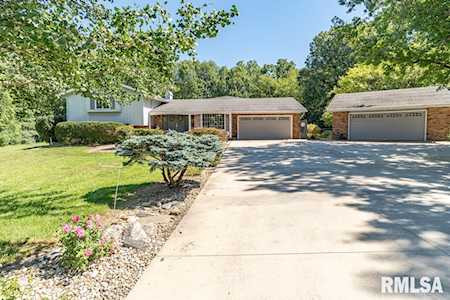 1630 Greenbriar Dr Metamora, IL 61548