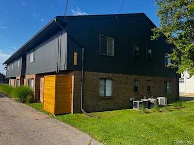 2639 Columbia Rd #2 Berkley, MI 48072
