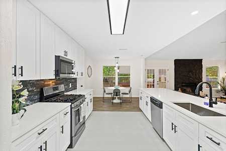 11411 Powder Mill TRL Austin, TX 78750