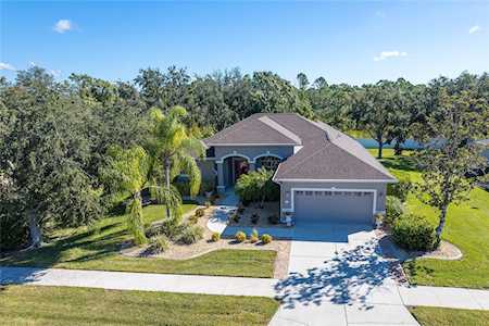 872 Clear Lake Dr Englewood, FL 34223