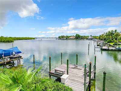 212 Tremont Ln Sarasota, FL 34236