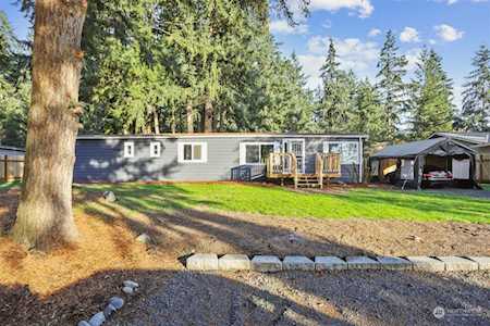 12436 NW Gregory Lane Ln NW Silverdale, WA 98383