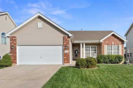 613 Sunny Pass Dr Wentzville, MO 63385