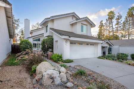 1873 Cathedral Gln Escondido, CA 92029
