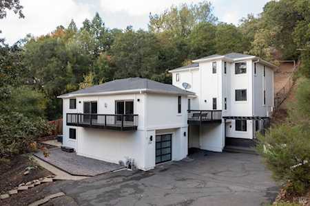 2141 E Foothill Drive Santa Rosa, CA 95404