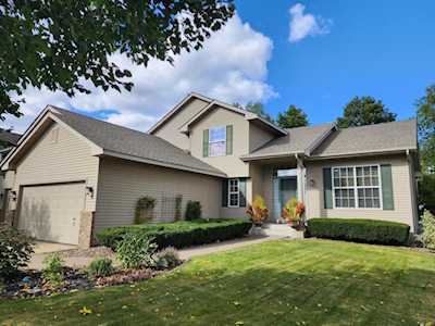 10198 Bald Eagle Trail Woodbury, MN 55129