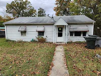 121 Peachtree Ln Hampton, VA 23669