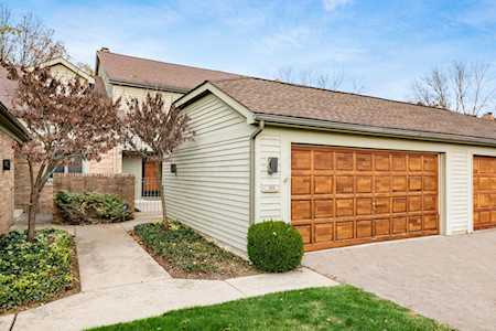 1158 Strathaven Drive Worthington, OH 43085