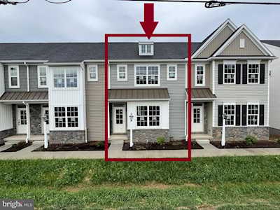 2461 Artesian Way #17 Lancaster, PA 17601