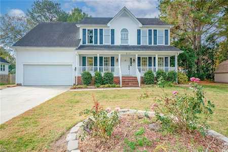 812 Fox Ridge Trl Chesapeake, VA 23322
