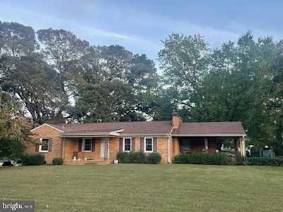 165 Dares Beach Rd Prince Frederick, MD 20678