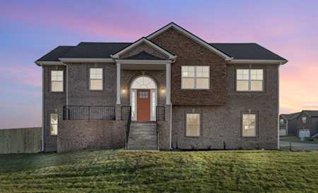 180 Anderson Place Clarksville, TN 37042