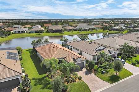 7567 Viola LOOP Lakewood Ranch, FL 34202