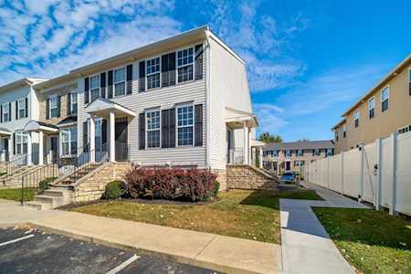 332 Oxford Oak Drive Blacklick, OH 43004