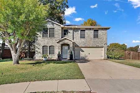 8304 Early Dawn Trail Denton, TX 76210