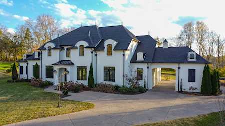 9521 Edenbrook Ct Brentwood, TN 37027