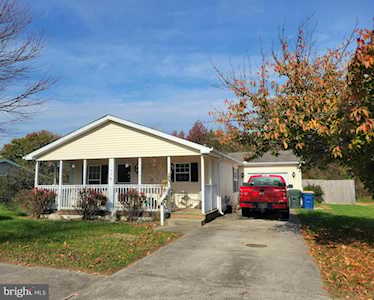 122 N Longwood Ln Clayton, DE 19938
