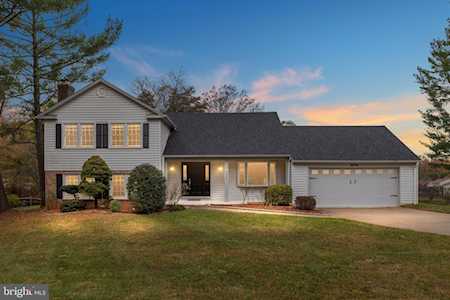 5624 Signal Point Ct Burke, VA 22015