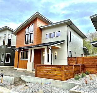 4264 Creston Way Bellingham, WA 98226
