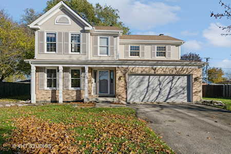 404 Old Country Way Wauconda, IL 60084