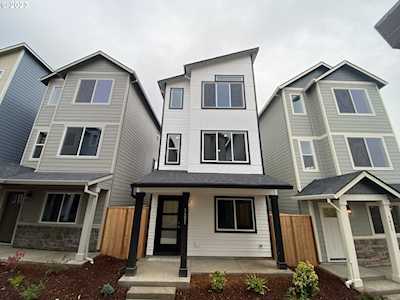 1421 N Steiwer LN Newberg, OR 97132