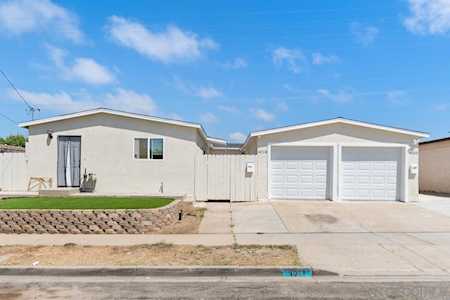 4018-4020 Fond Du Lac Avenue San Diego, CA 92117