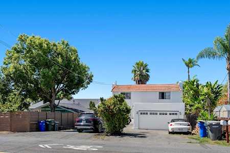 1074 Balour Drive Encinitas, CA 92024