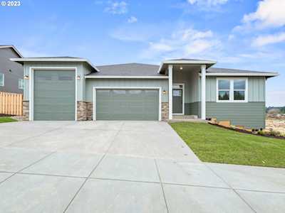 628 NE Pinebreak DR Estacada, OR 97023