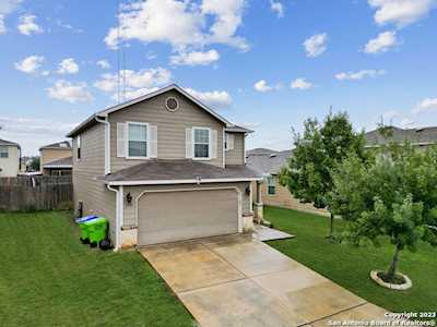 11747 Deer Mill San Antonio, TX 78254