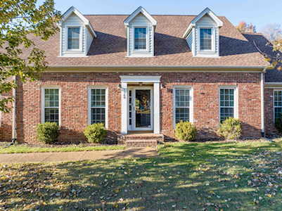 7768 Foster Ridge Rd Germantown, TN 38138