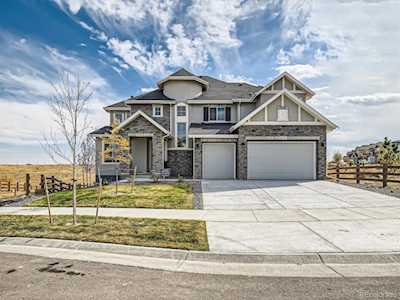 6678 White Crow Ct Aurora, CO 80016