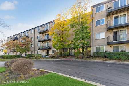 2515 E Olive St #4A Arlington Heights, IL 60004