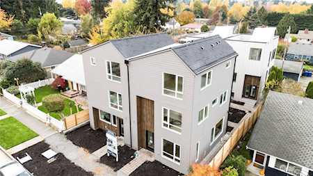 9223 A 25th Ave SW Seattle, WA 98106