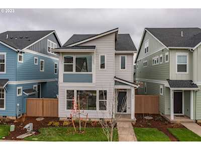3934 SE 83rd AVE Hillsboro, OR 97123