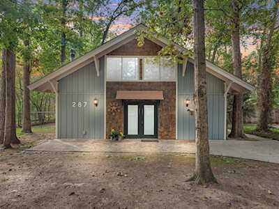 287 Apple Valley Dr Conroe, TX 77304