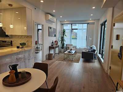 52-16 Roosevelt Ave #5A Woodside, NY 11377