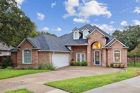 2905 Timber Gardens Court Arlington, TX 76016