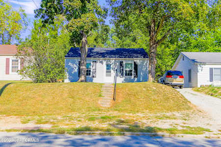 1303 E Elm St Jefferson City, MO 65101