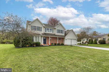 223 Putters Circle Dillsburg, PA 17019